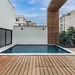 Apt Aconchegante | Piscina, Sauna E Metro 350M